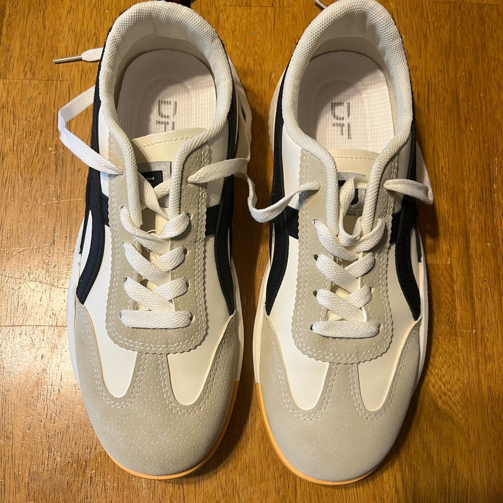 De Florance Italian Athletic Sneakers Size 8.5